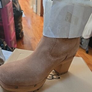 UGG Women's Brown Suede Mules